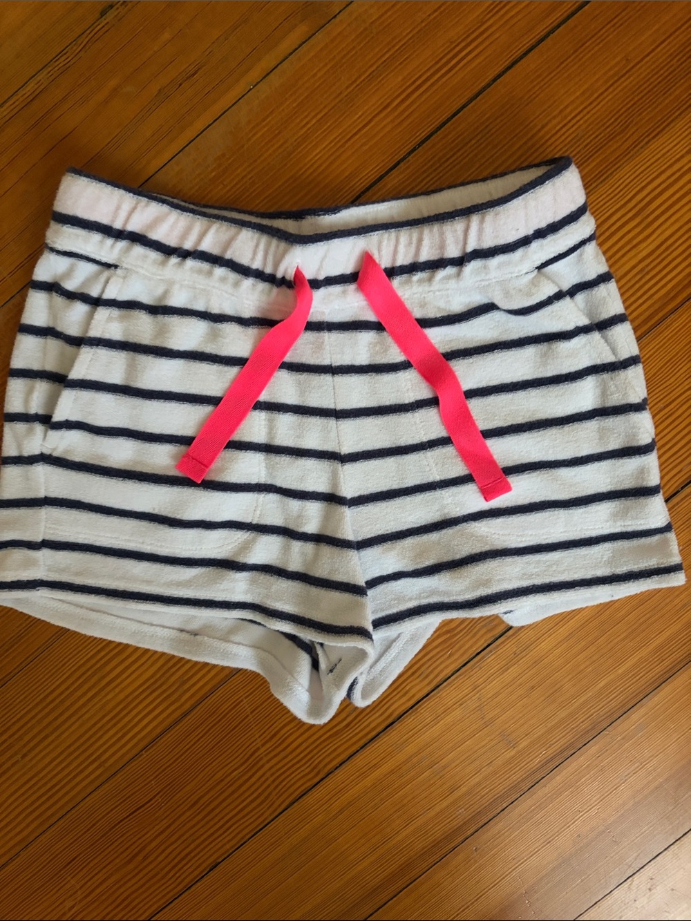 Vineyard Vines terry shorts size S
